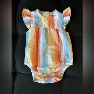 Monica + Andy girls rainbow romper 6-9 months